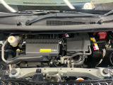 エンジンルームもクリーニング済みできれいですよ。日産の整備士がしっかりと丁寧に点検していますので安心してお乗りいただけます