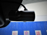 日産純正のドライブレコーダーを装備! カメラが捉えた映像はナビ画面で確認することが可能です。