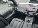 国道246号線沿い、南町田グランベリーパーク駅すぐ。BMW Premium Selection 東名横浜/〒194-0004 東京都町田市鶴間5-18-1