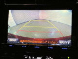 バックギアに入れて頂きますと、この様に後方が映し出されます!最終の確認はご自分の目と耳で必ず行ってください!安全第一で♪