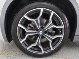 BMWならではの卓越した走りを支えるホイールと足回りです!