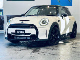 ◆LIBERALAは、輸入車選びの新たなスタイルを提案するインポート・セレクト・ブランドです。オーナー様となる方がクルマから直接感じる感性を第一にした、最良の一台との出会いをコーディネートいたします。