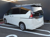 障害物を感知するセンサー付きです。狭い場所や暗いところで運転者が見落としてもブザーで知らせてくれます。