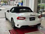 ABARTH 124スパイダー入荷!