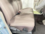 ☆全車専用機械でルームクリーニング施工してます!シートも、もちろん汚れや破れも無く非常に良いコンディションですよ☆(パックによります)