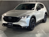 CX-5のアイデンティティは、デザイン、走り、室内、荷室、価格などを高次元でまとめたバランスの良さにあります!一芸で選ばせるSUVではなく、長く付き合うほど良さが分かるSUVなのです!