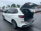 国道246号線沿い、南町田グランベリーパーク駅すぐ。BMW Premium Selection 東名横浜/〒194-0004 東京都町田市鶴間5-18-1
