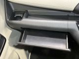 スリムタイプのティッシュボックスが入ります★隠して収納できるので室内もすっきり保てます♪