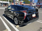 広々とした車内空間に優れた燃費性能。更にデザインも上質で人気のお車です!