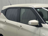 プラスチックバイザーがない分デザインもすっきり★洗車の時の窓拭きもラクラクです!