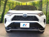 弊社では、全車『修復歴なし』のお車のみ取り扱っております。専任バイヤーによる厳選した仕入れの後、入庫後の車両チェックを行い、ネクステージが認定した高品質な中古車をご提供しております。