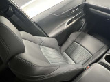 助手席ーシート!