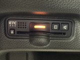ETC車載器付。ETCが使用可能な道路通行料はキャッシュレスでスマートに走行できます。再セットアップして納車致します。