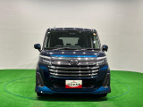 煌くメッキフロントグリルとスポーティーさが際立つ洗練されたスタイル。トールカスタムが入荷致しました。