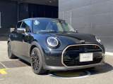 ご試乗のご依頼や現在の愛車の査定もお気軽にご相談下さい。国産車・輸入車問わず査定も承ります!!!