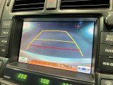 【バックカメラ】運転席から画面上で安全確認ができます。駐車が苦手な方にもオススメな便利機能です。