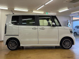■□■□■ 在庫車のほとんどは、オートオークションもしくはディーラーさんから購入したものなので、品質も保証されています!!  ■□■□■