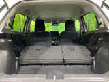 普段のお買い物や通勤、送迎等に十分な荷室スペースを確保しております。セカンドシートを倒すと、大きな荷物の積載も可能です♪