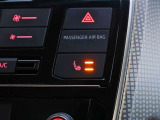 運転席・助手席にシートヒーターも装備しています。