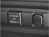 【プロのメカニック多数在籍】当社メカニックによる『プロの視点』でご納車前の整備を行います。お客様に安全且つ安心して気持ちよくお乗りいただけるように真心込めて整備いたします。