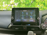 オーディオの選択画面にはFM・AMやテレビ、Bluetooth Audioなどの項目が表示されています。使いたいメニューを画面から選べるため、目的の音源を確認しやすい構成です。