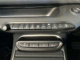 スイッチ式シフトセレクターです。操作しやすい物理スイッチが付いております。