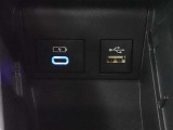 USBポート装備♪