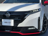 最新式はLEDヘッドランプですね。瞬時に明るい光が夜間の運転をぐっと楽にしてくれますよ。