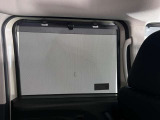 後席にサンシェードがついております。日差しも軽減されますよ!