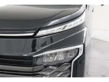 LEDヘッドライト付き