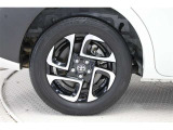 タイヤサイズ(185/65R15)です。
