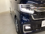 【LEDヘッドライト】ディスチャージヘッドライト(HID)と同等の明るさで、夜道や雨天走行が明るく視界良好!!