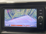 【バックカメラ】駐車時に後方がリアルタイム映像で確認できます。大型商業施設や立体駐車場での駐車時や、夜間のバック時に大活躍!運転スキルに関わらず、今や必須となった装備のひとつです!