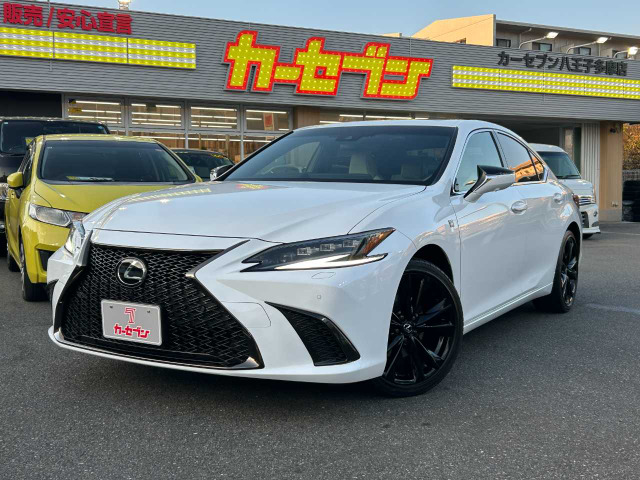 ES 300h Fスポーツ 