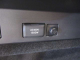 非常時やキャンプなどに役立つAC100Vコンセント付きです。