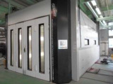 ★板金工場★最新の板金ブースを2機完備!小さなバンパーキズ修理から、事故の復元までお任せください!★