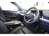 BMWらしい、シンプルですが直感で使いやすい内装デザインです☆お問合せ(無料ダイヤル)0078-6002-613077迄お待ちしております。大阪府吹田市芳野町5-55 毎水曜、第二・第三火曜日定休 営業時間10:00〜18:00