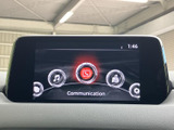 ナビゲーションやオーディオなどの項目を画面上で選べる構成です。表示が見やすく、必要な機能へアクセスしやすいため、日々の運転を便利にサポートします。