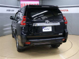 バックカメラが付いているので後方確認が非常にしやすいです。今や運転初心者も熟練者も必須装備!ついていて損はないですね♪
