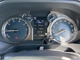 【スピードメーター】メーターがシンプルで見やすく運転しやすいですね。