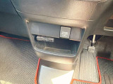 お客様のご予算帯に合わせたお車を常時50台以上取り揃えています!当社のスタッフがお客様のお車選びをしっかりサポートしご提案させていただきます!