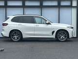 自動車保険も純正のクオリティを。BMWの正規ディーラーのみが取り扱い可能な、BMW専用自動車保険。専任のスタッフが皆様のカーライフを24時間365日サポート致します。