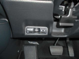 ETC装備車です、これさえあれば高速道路も楽々通行できます。お出掛けするのが好きな方には欠かせない装備です!
