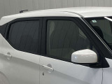 プラスチックバイザーがない分デザインもすっきり★洗車の時の窓拭きもラクラクです!