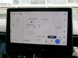DCM(専用通信機)を装備したコネクティッドナビです。なお無償でのご利用期間は限定(令和11年12月まで)されています。詳しくは営業スタッフにお問い合わせください。