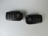 スマートキーが2個あると家族で共有でき、自宅駐車場での入替えや旅行の時などにとっても便利です☆
