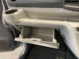 納車前にはプロのメカニックが点検、整備を行いますので安心してお乗り頂けます!!