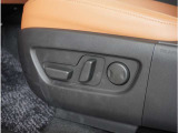 【助手席パワーシート】電動で座面を前後上下に動かすことができます。
