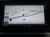 ナビ装備で知らない場所もあっという間に検索。ちょっとしたお出かけや旅行もこれでばっちりですね。