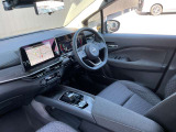 広々とした視界を体感できます。運転が楽しくなりますね。
